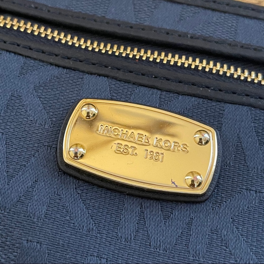 Michael Kors Set - Picture 5 of 9